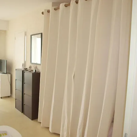 Apartamento Studio, Proche Et Commerces, Balcon Ferme, Quartier Calme, Parking Prive - Fr-1-323-422 Saint-Jean-de-Monts
